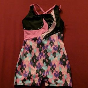 Girls 4/5 moret  dance gymnastics leo